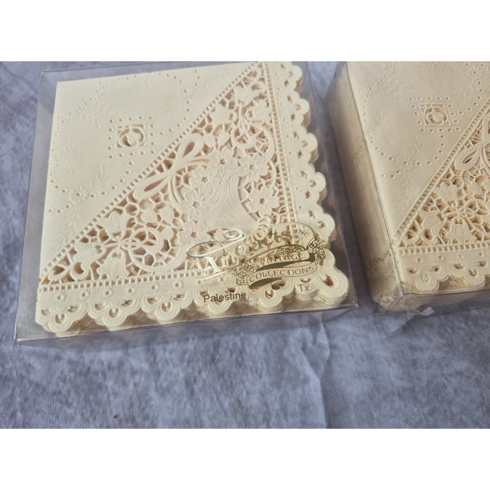 Vintage Doily Napkins " The Original Mary Jean Collection " In Original Package - Picture 9 of 14